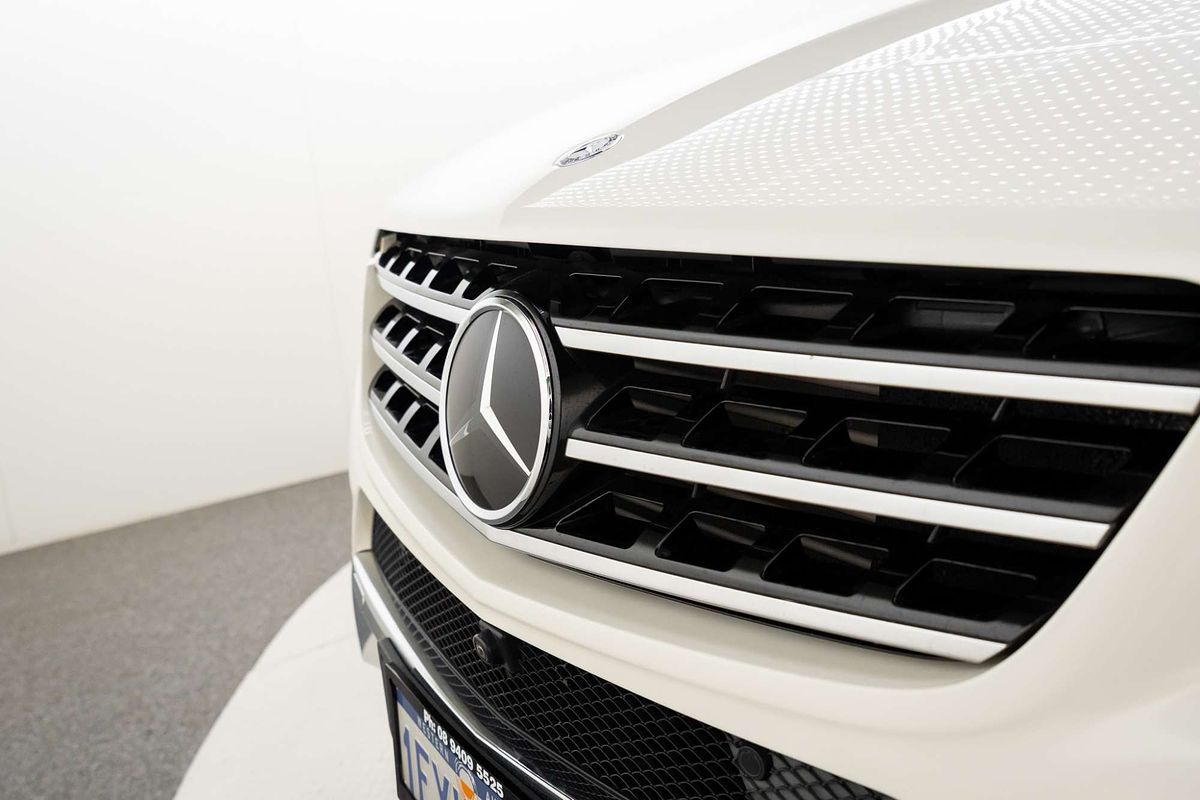 2013 Mercedes-Benz M-Class ML350 BlueTEC W166