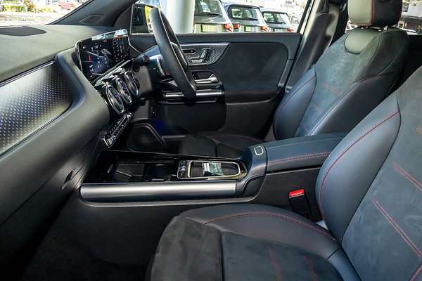 2025 Mercedes-Benz GLA-Class GLA200 H247