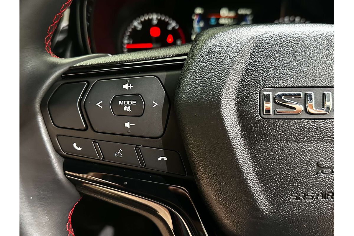 2023 Isuzu D-MAX X-TERRAIN  4X4