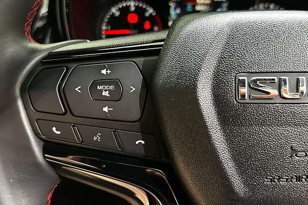 2023 Isuzu D-MAX X-TERRAIN  4X4