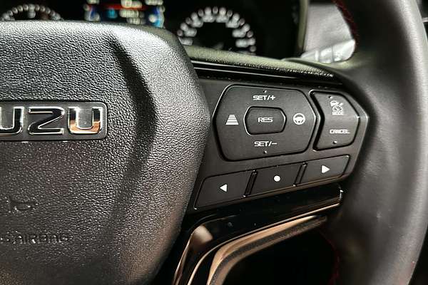 2023 Isuzu D-MAX X-TERRAIN  4X4