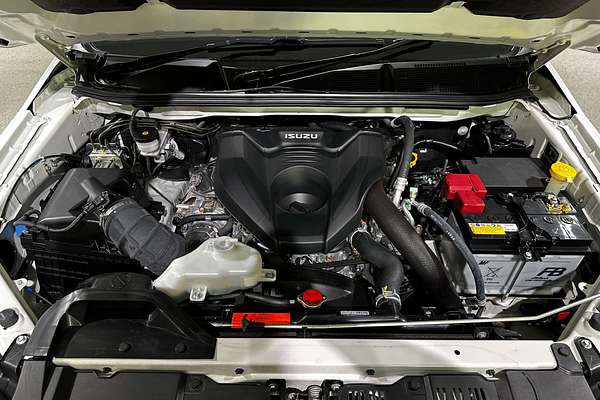 2023 Isuzu D-MAX X-TERRAIN  4X4