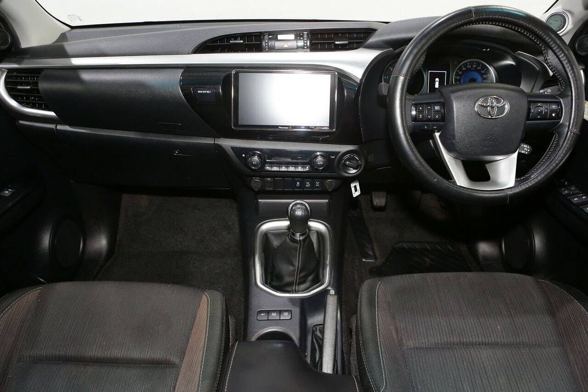 2018 Toyota Hilux SR5 GUN126R 4X4
