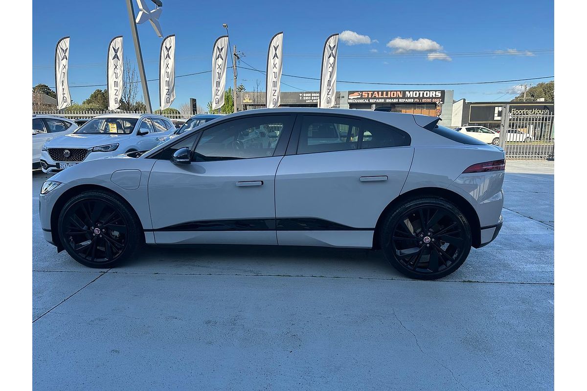 2022 Jaguar I-PACE EV400 SE X590