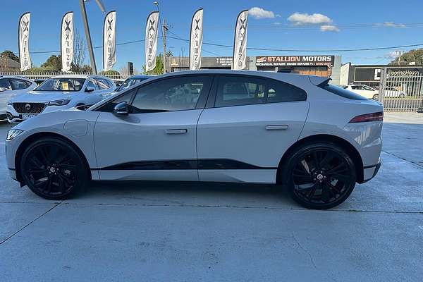 2022 Jaguar I-PACE EV400 SE X590