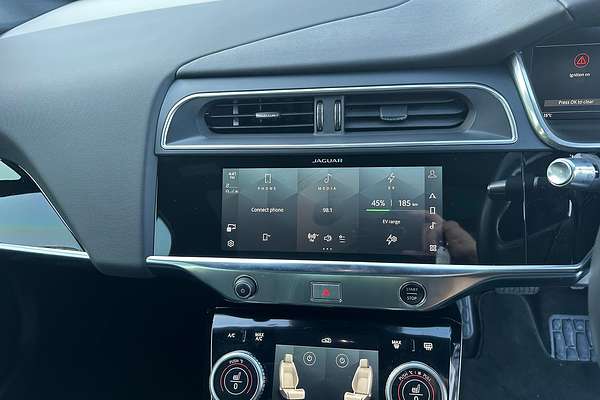 2022 Jaguar I-PACE EV400 SE X590