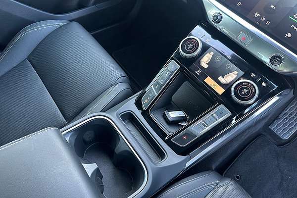 2022 Jaguar I-PACE EV400 SE X590