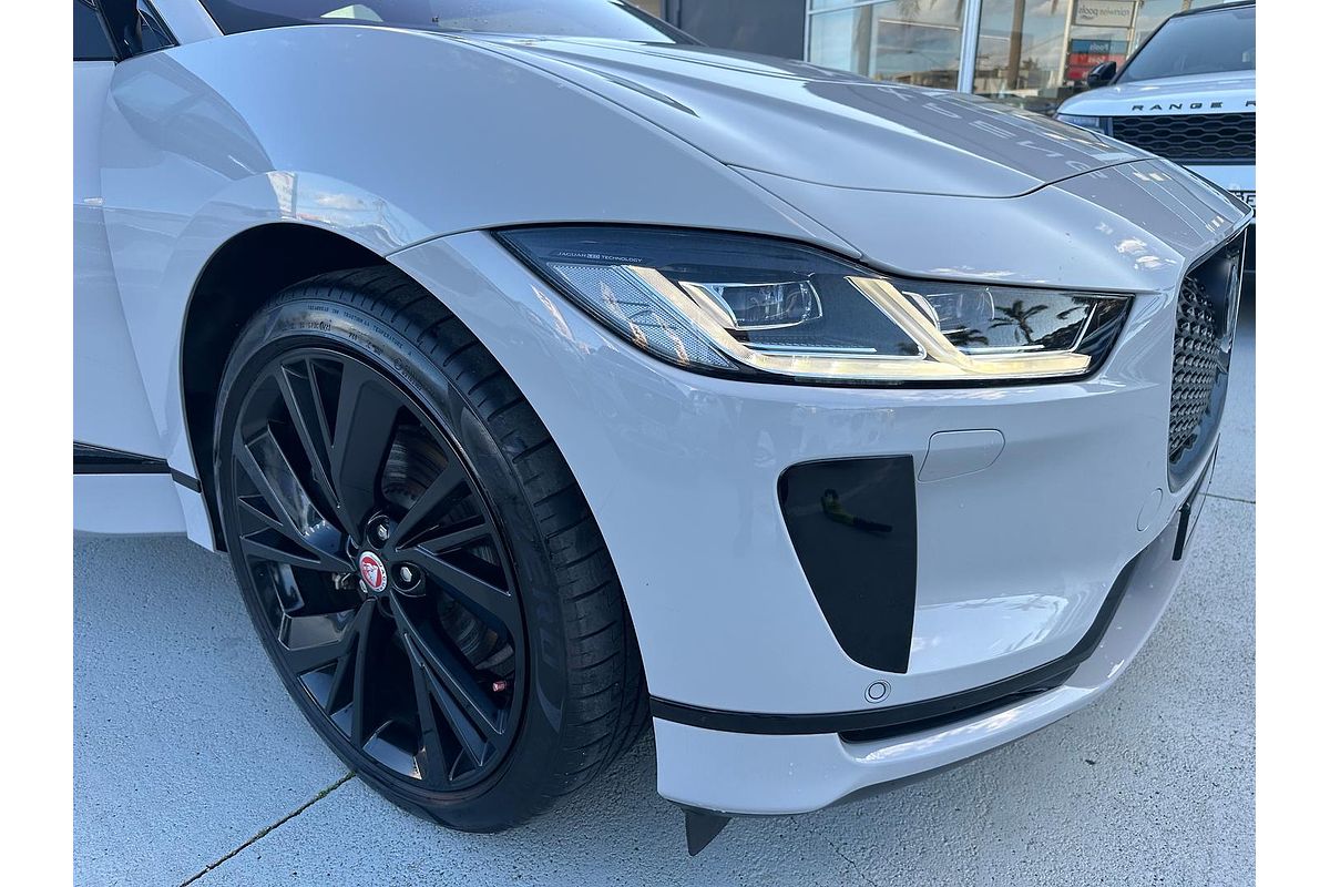 2022 Jaguar I-PACE EV400 SE X590