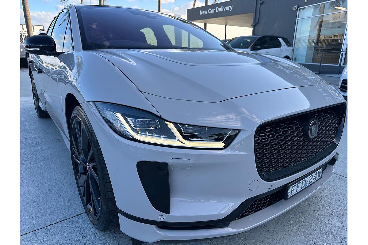 2022 Jaguar I-PACE EV400 SE X590