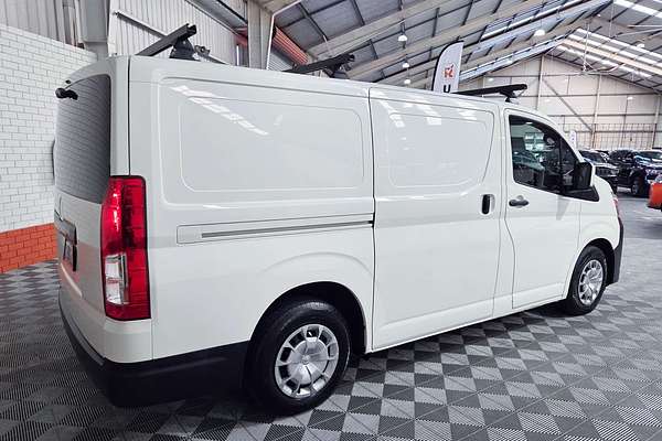 2022 Toyota Hiace GDH300R LWB