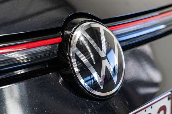 2021 Volkswagen Golf GTI 8