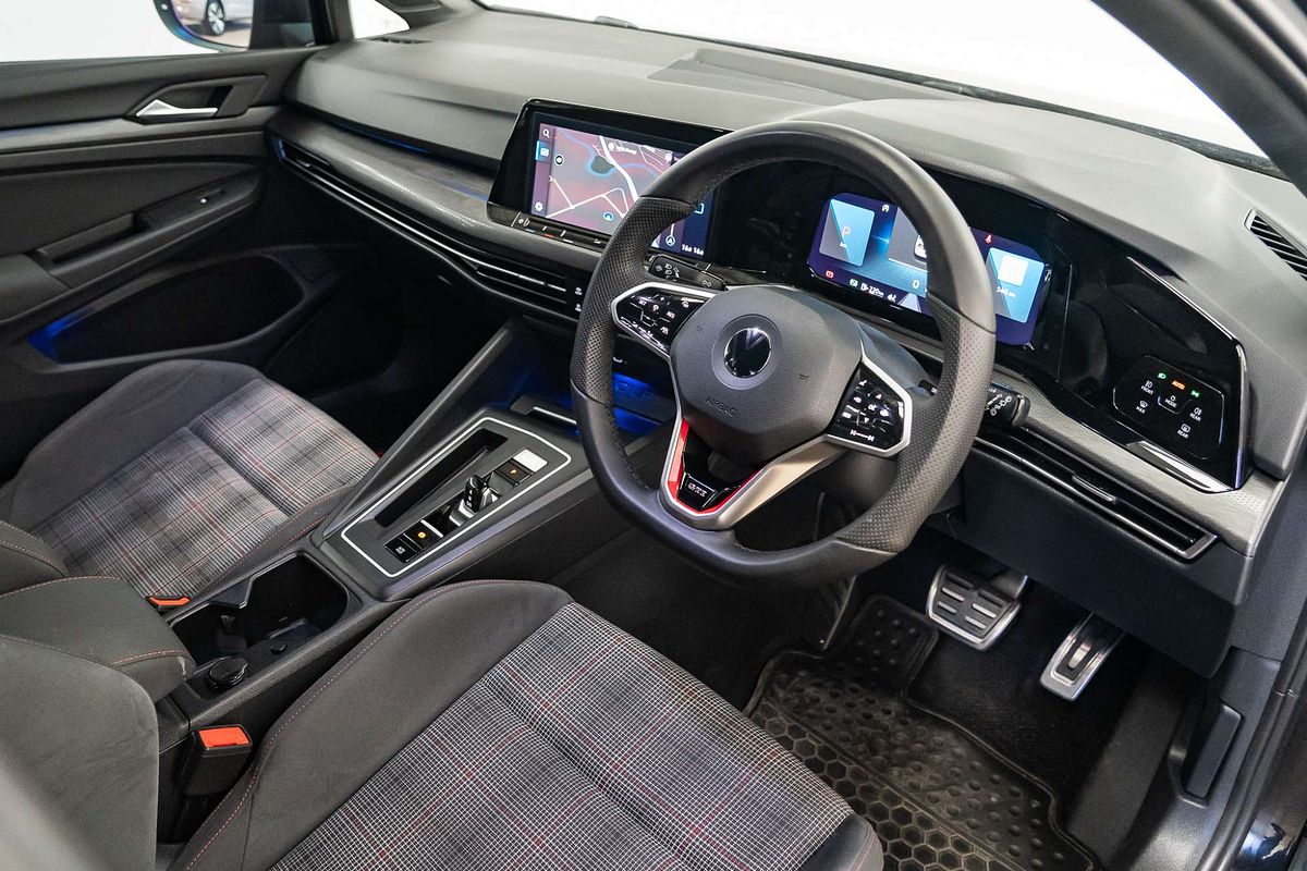 2021 Volkswagen Golf GTI 8