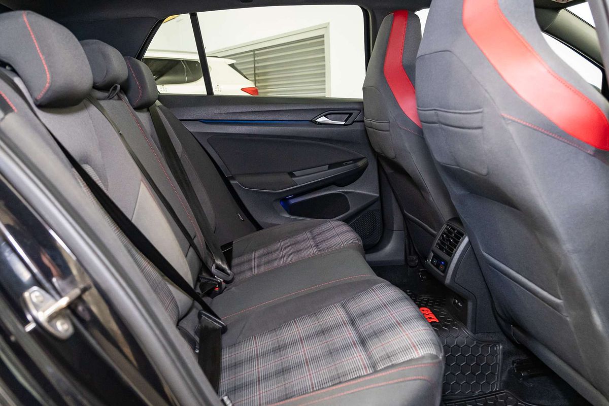 2021 Volkswagen Golf GTI 8