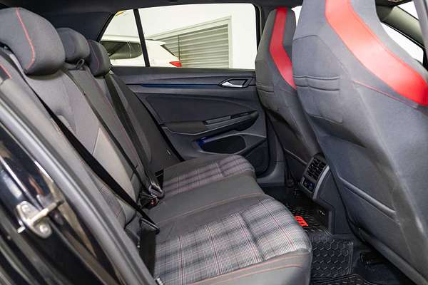 2021 Volkswagen Golf GTI 8
