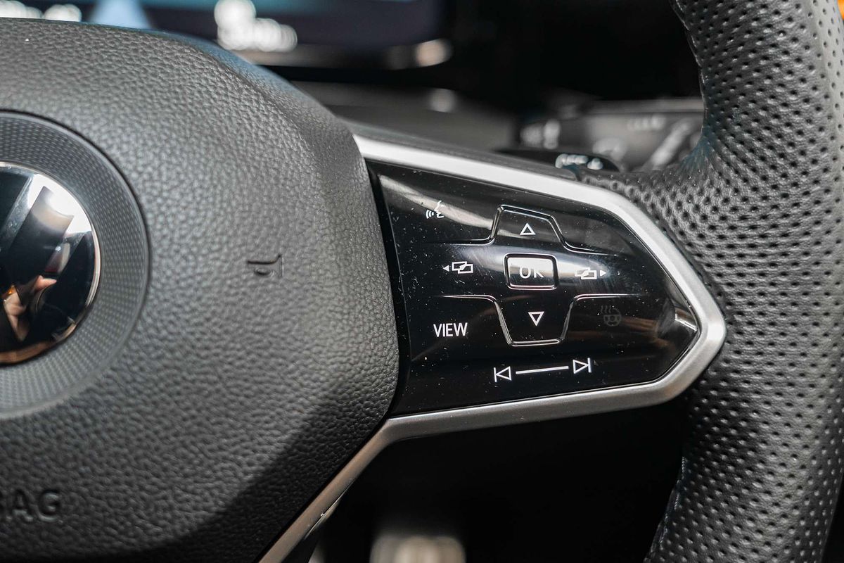 2021 Volkswagen Golf GTI 8