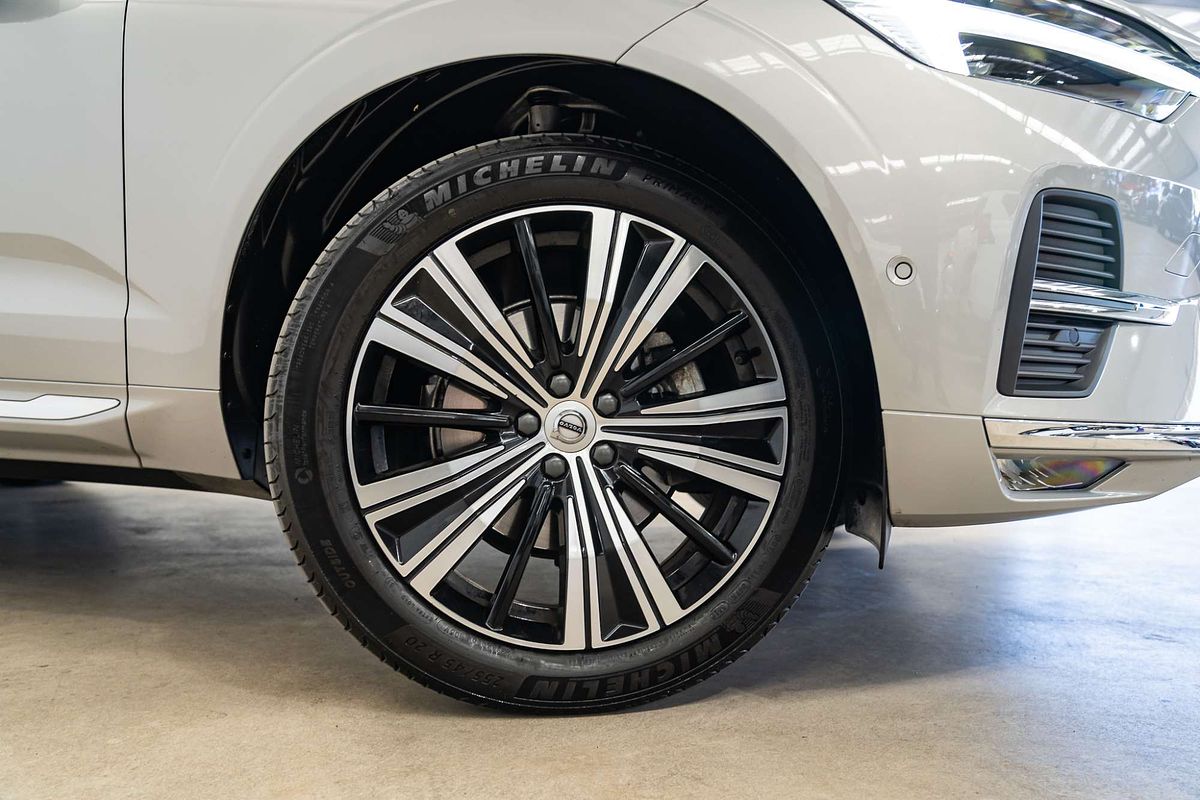 2022 Volvo XC60 B5 Inscription