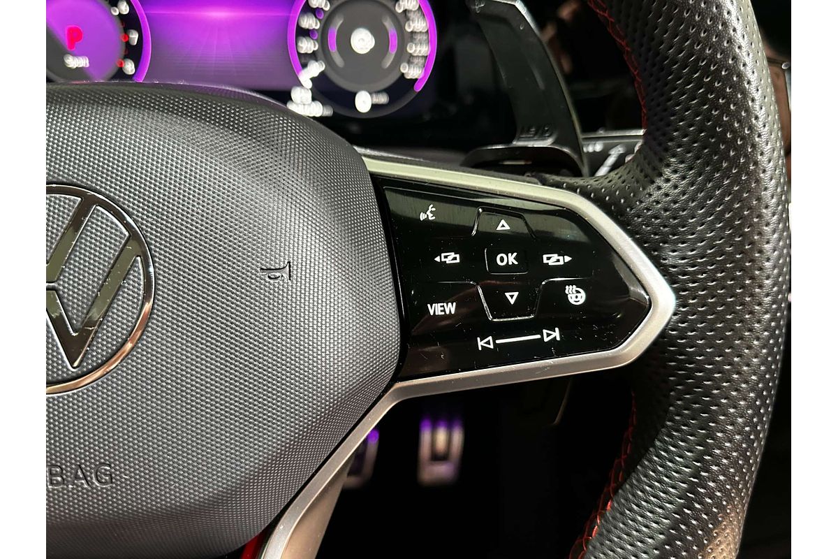 2023 Volkswagen Golf GTI 8