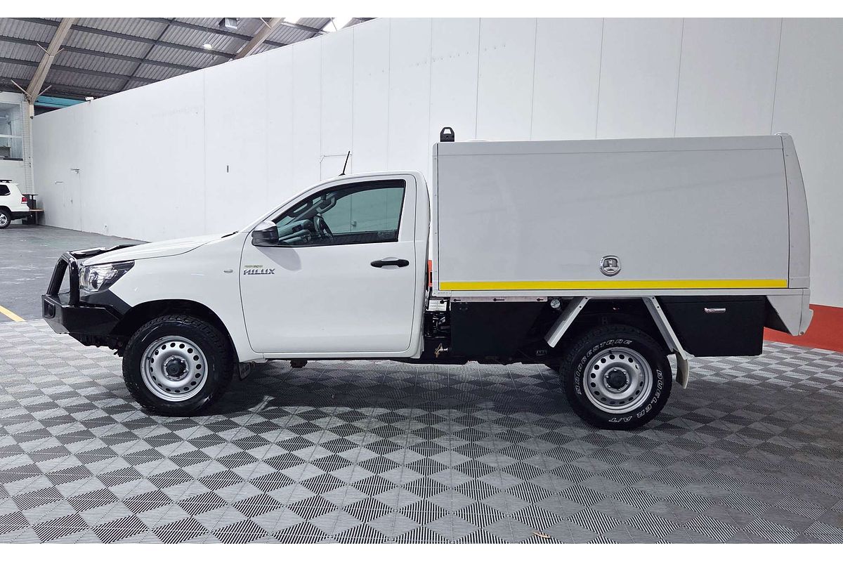 2018 Toyota Hilux Workmate GUN125R 4X4
