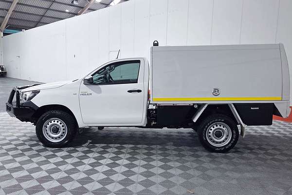 2018 Toyota Hilux Workmate GUN125R 4X4