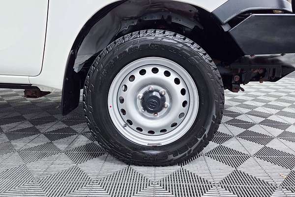 2018 Toyota Hilux Workmate GUN125R 4X4