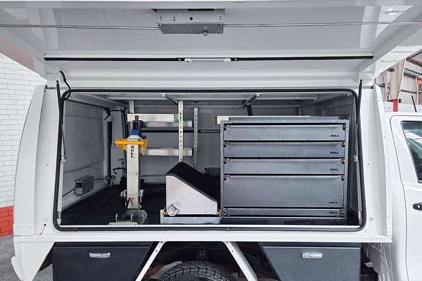 2018 Toyota Hilux Workmate GUN125R 4X4