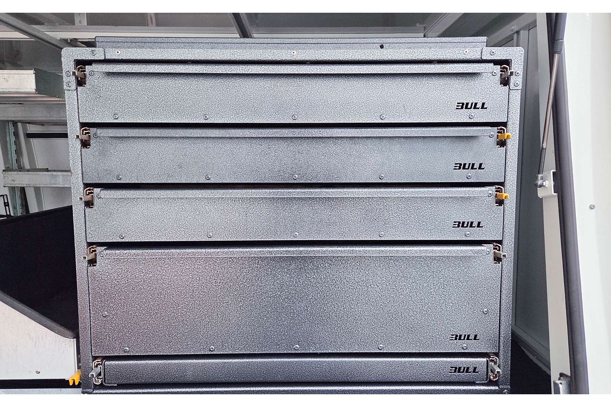 2018 Toyota Hilux Workmate GUN125R 4X4