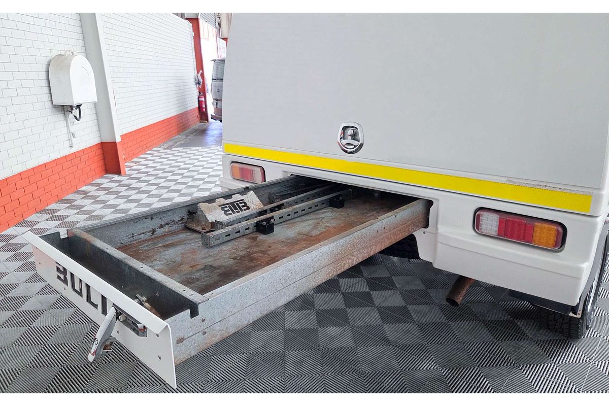 2018 Toyota Hilux Workmate GUN125R 4X4