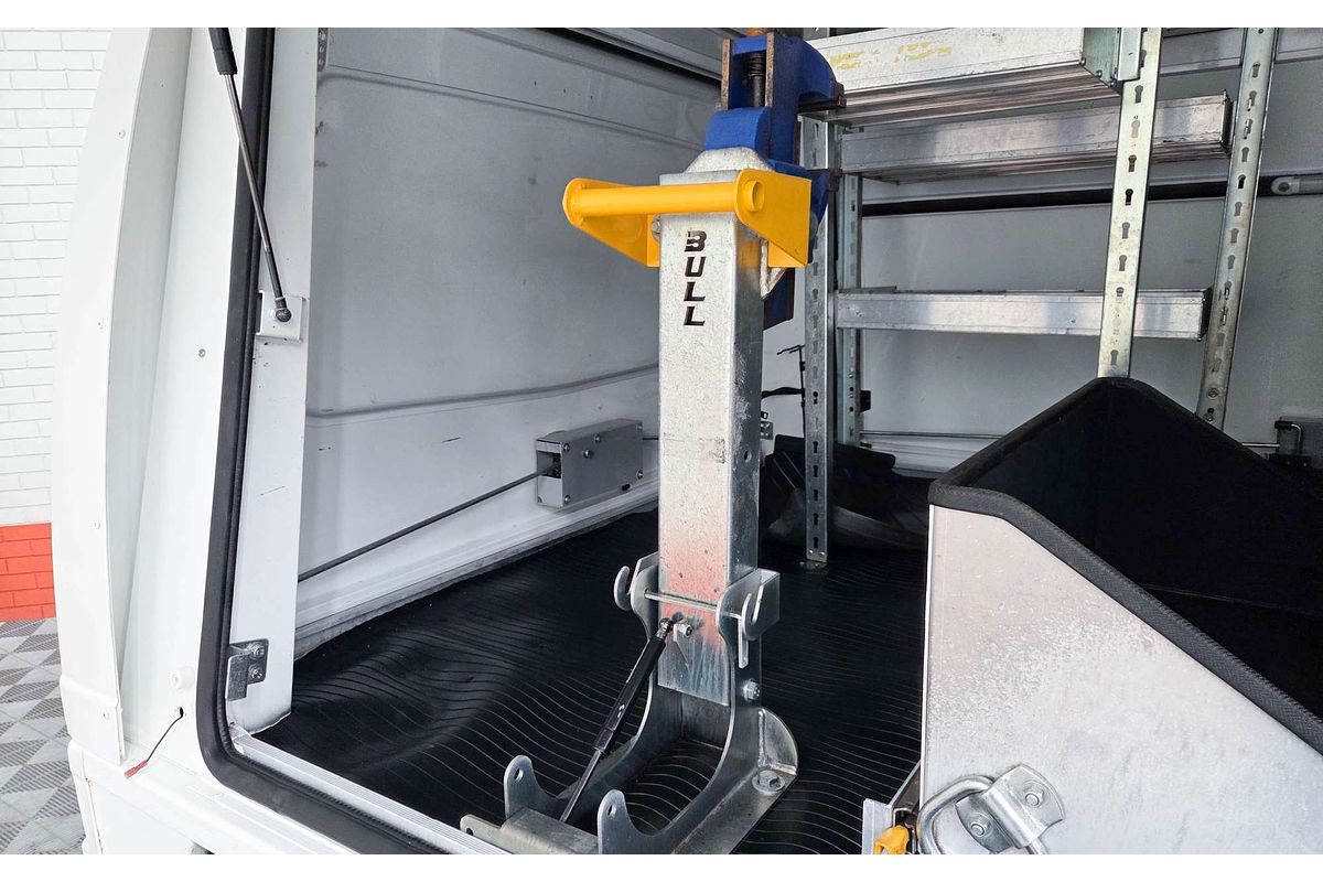 2018 Toyota Hilux Workmate GUN125R 4X4