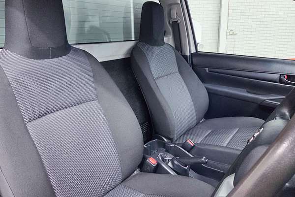 2018 Toyota Hilux Workmate GUN125R 4X4