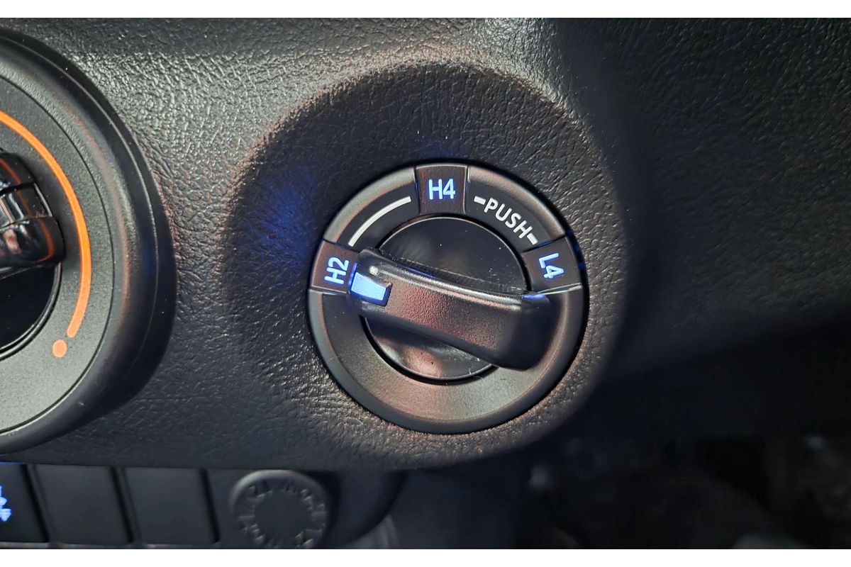 2018 Toyota Hilux Workmate GUN125R 4X4