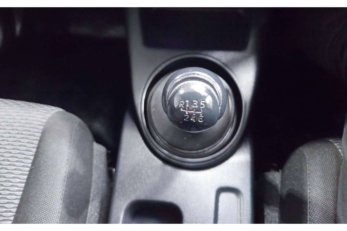 2018 Toyota Hilux Workmate GUN125R 4X4