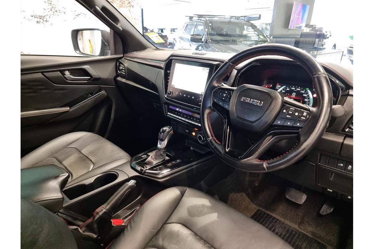 2024 Isuzu D-MAX X-TERRAIN 4X4