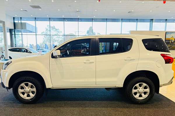 2021 Isuzu MU-X LS-M