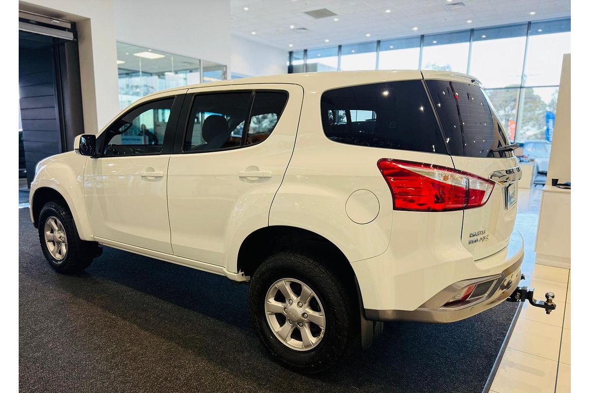 2021 Isuzu MU-X LS-M