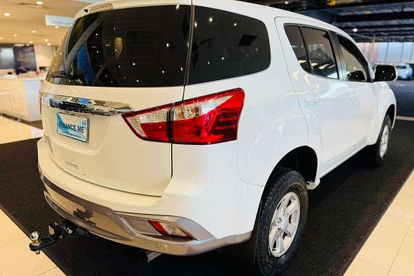 2021 Isuzu MU-X LS-M