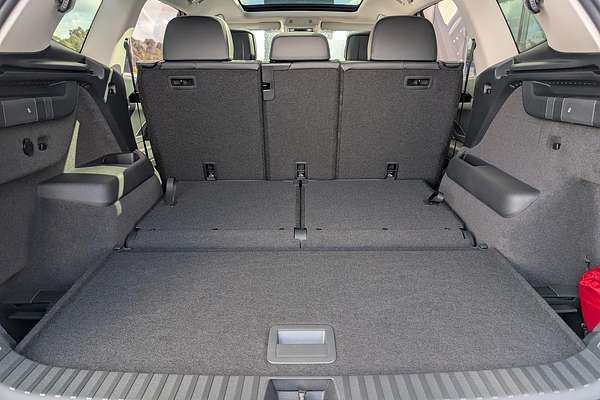 2025 Volkswagen Tayron 150TSI Elegance R4
