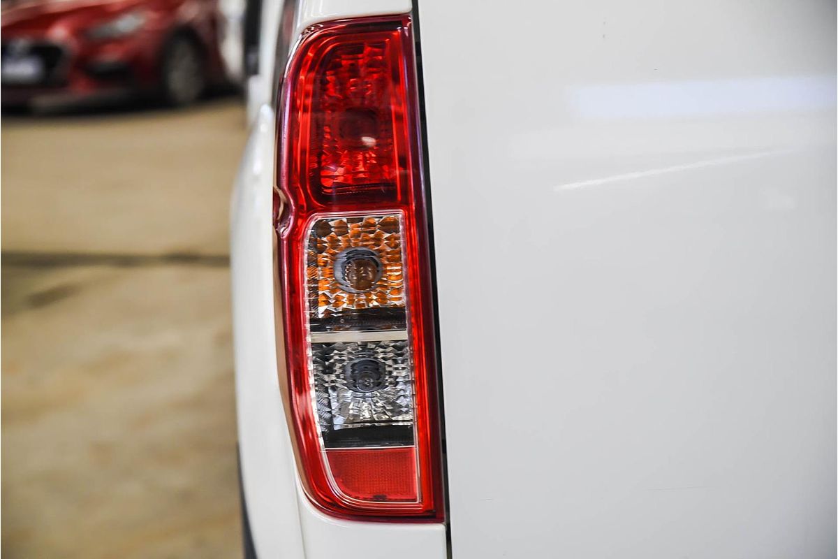 2010 Nissan Navara ST-X D40 4X4