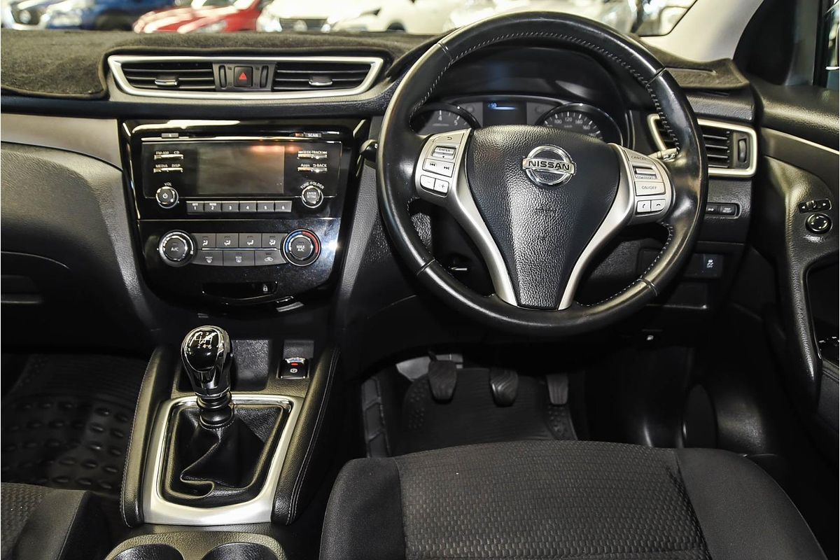 2015 Nissan QASHQAI ST J11