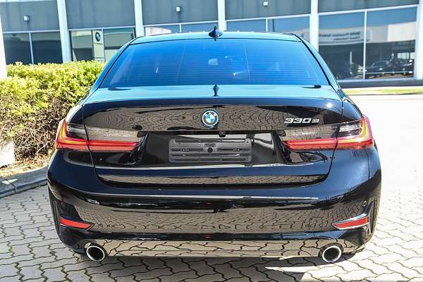 2022 BMW 3 Series 330e Sport Collection G20