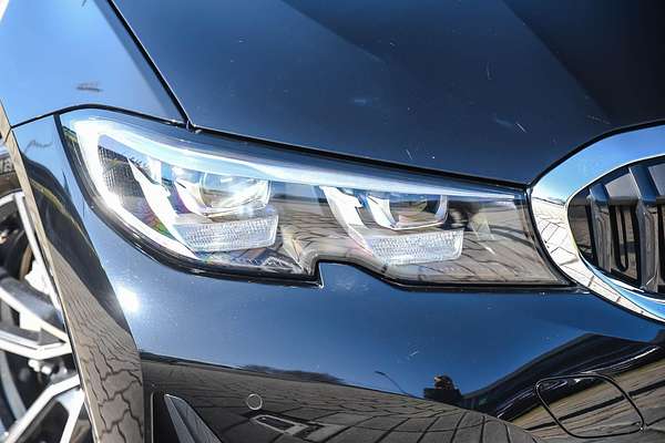 2022 BMW 3 Series 330e Sport Collection G20