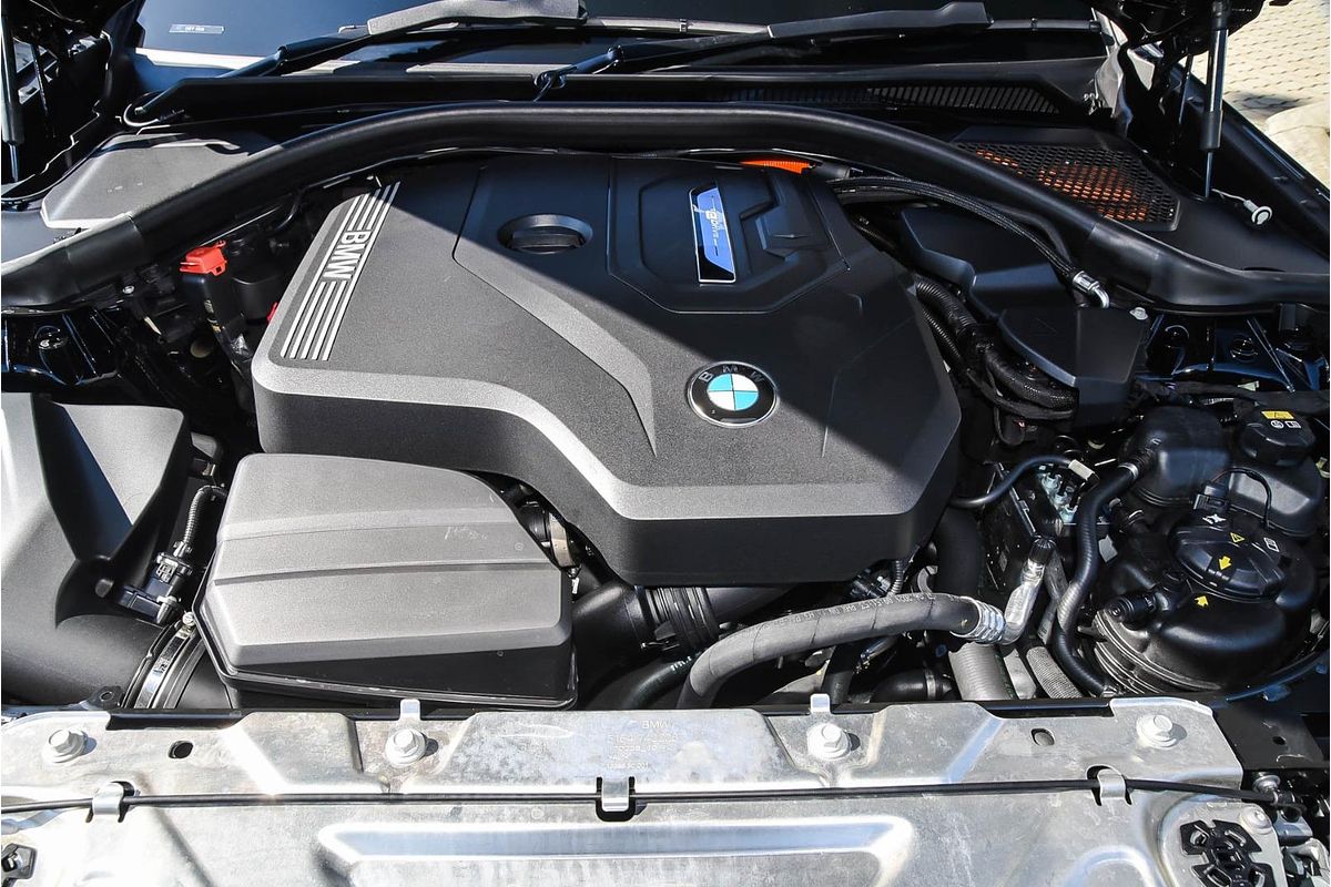 2022 BMW 3 Series 330e Sport Collection G20