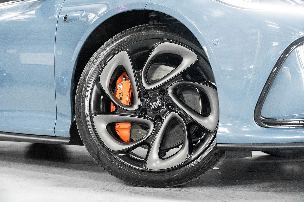 2025 MG IM5 Performance P12L