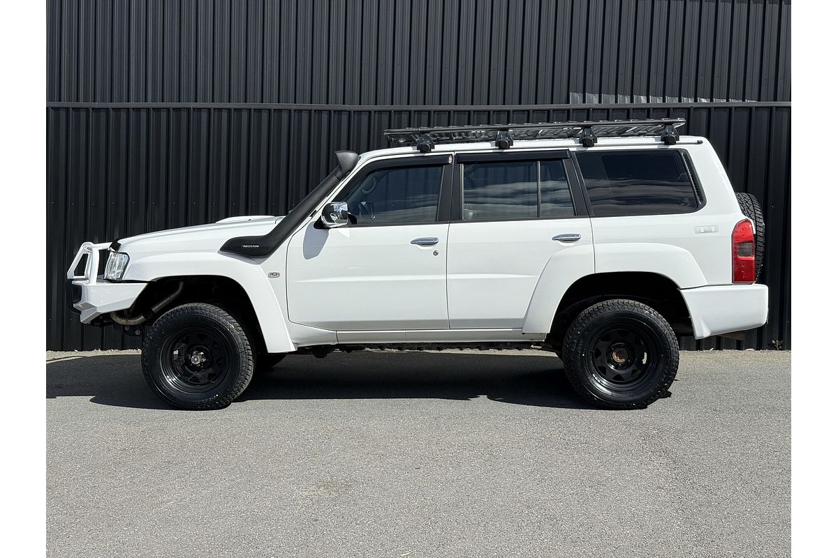 2011 Nissan Patrol Ti GU 7