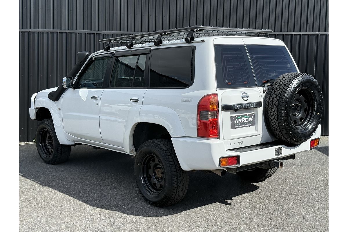 2011 Nissan Patrol Ti GU 7