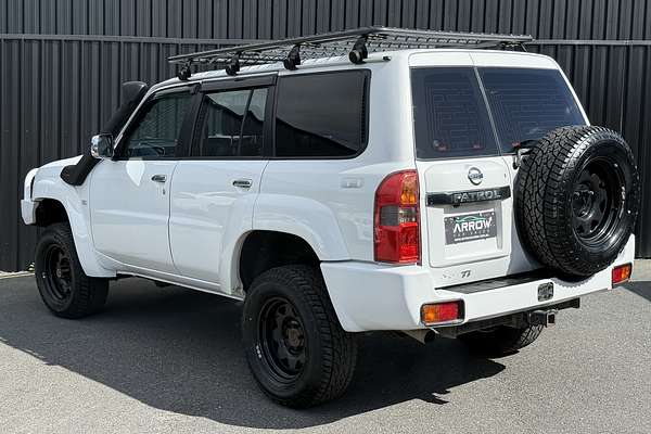 2011 Nissan Patrol Ti GU 7