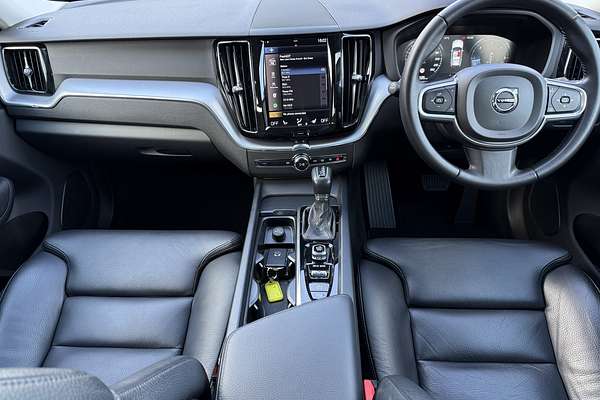2018 Volvo XC60 D4 Momentum