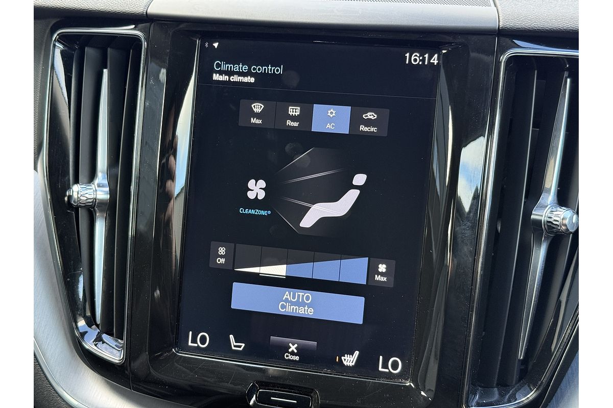 2018 Volvo XC60 D4 Momentum