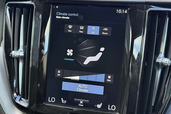 2018 Volvo XC60 D4 Momentum