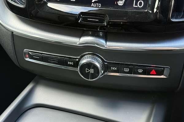 2018 Volvo XC60 D4 Momentum
