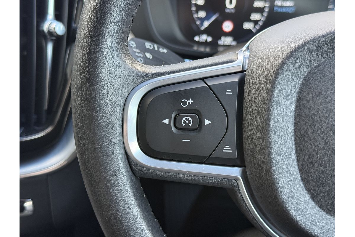 2018 Volvo XC60 D4 Momentum
